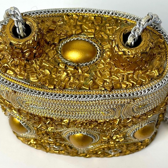 NWOT Rare Mary Frances, Silver and Gold Paper Mache Box Handbag - Picture 11 of 12